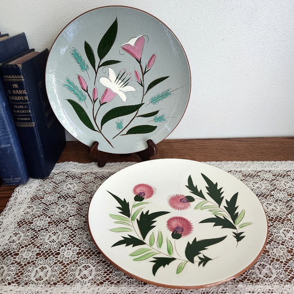 Vintage Stangl Pottery Mis-Matched Dinner Plates Floral Collection